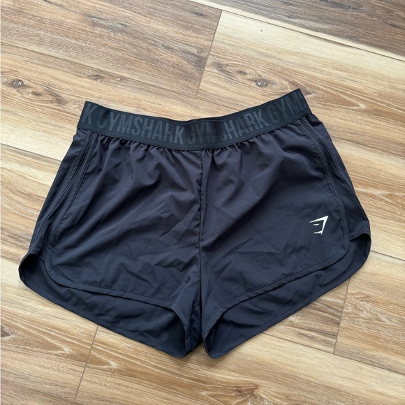 Gymshark Shorts - Picture 3 of 4